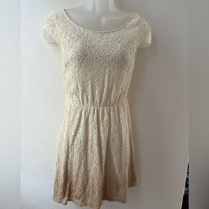 Lauren Conrad lace summer dress size 6